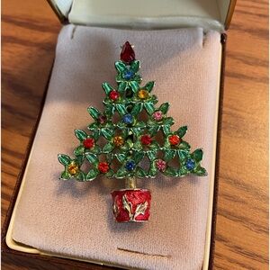 Vintage Christmas tree Brooch